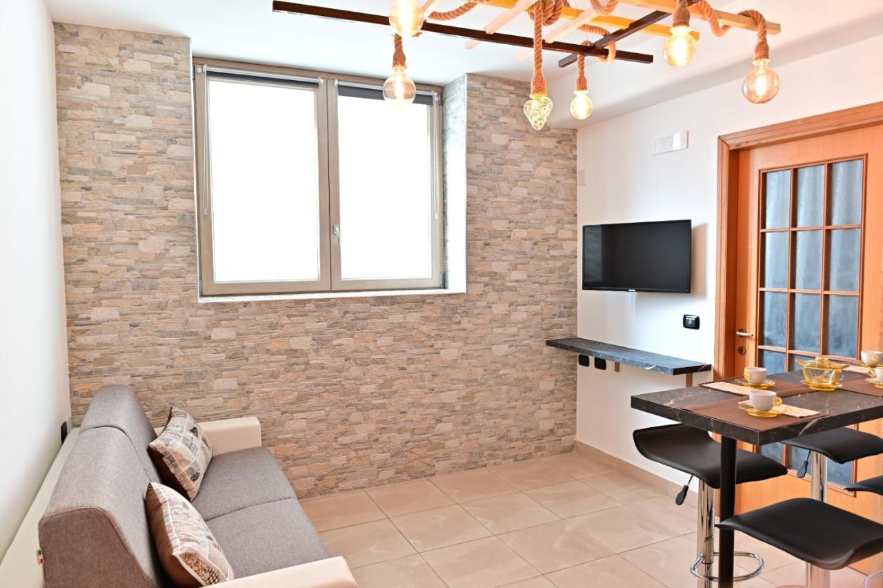 Balzico House Apartment Salerno Bagian luar foto