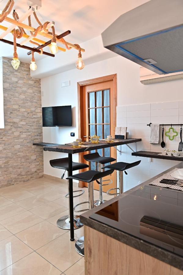 Balzico House Apartment Salerno Bagian luar foto